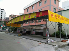 龍歸潘總的“保時(shí)潔”正在緊鑼密鼓的安裝籌備著